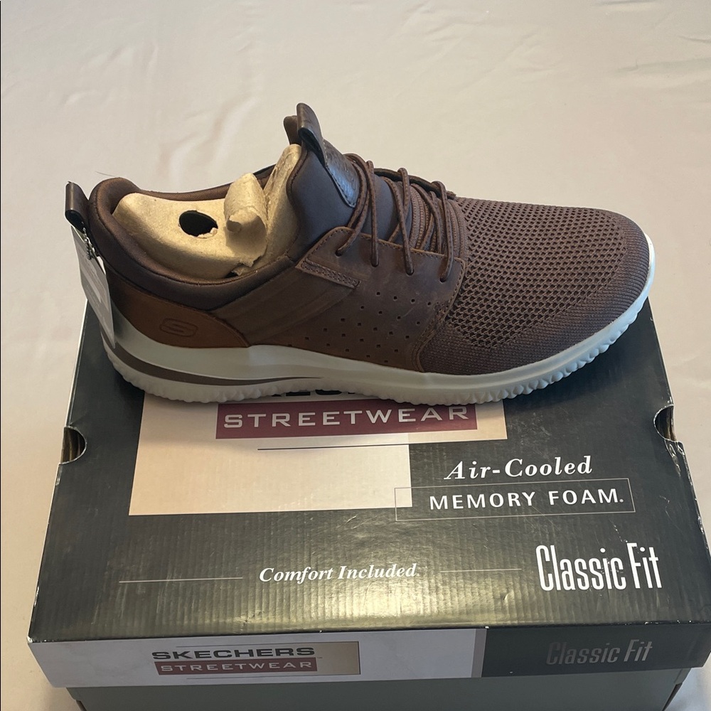 Skechers streetwear men’s 11